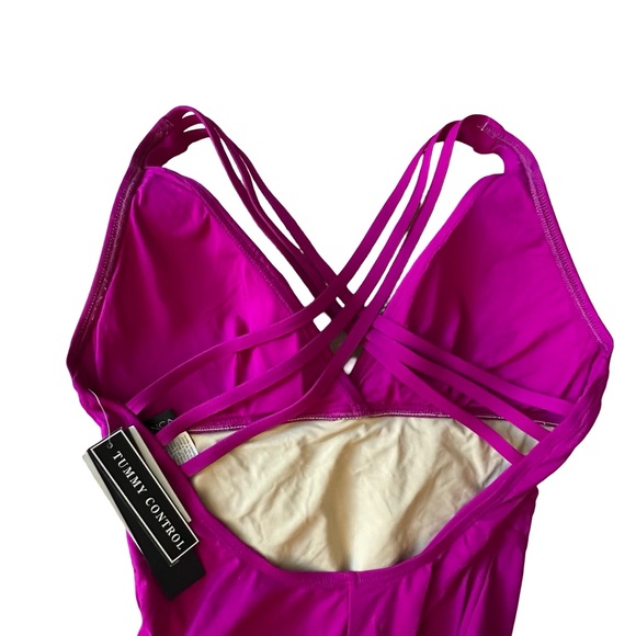 La Blanca Strappy One-Piece Swimsuit - Picture 3 of 4